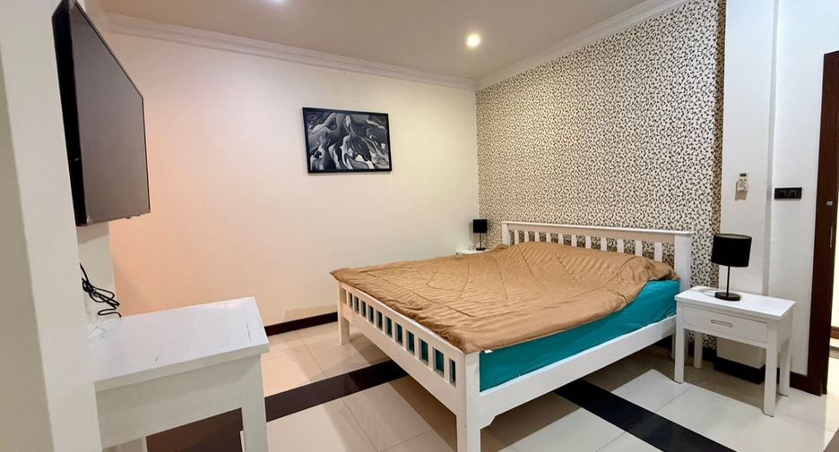 Haus zur Miete und zum Kauf mit 5 Zimmer in Bang Lamung, Chonburi