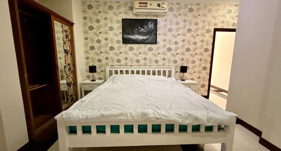 Haus zur Miete und zum Kauf mit 5 Zimmer in Bang Lamung, Chonburi