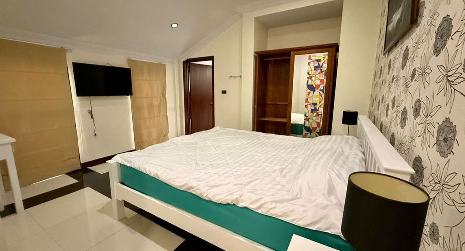 Haus zur Miete und zum Kauf mit 5 Zimmer in Bang Lamung, Chonburi
