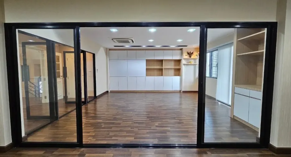 For sale office in Bueng Kum, Bangkok