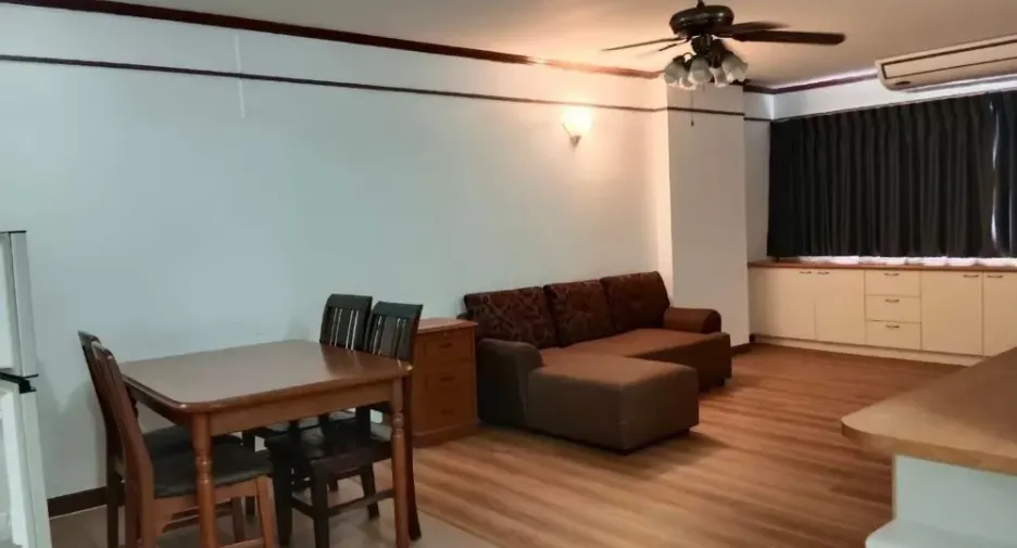 For sale 2 bedrooms condo in Phra Khanong, Bangkok