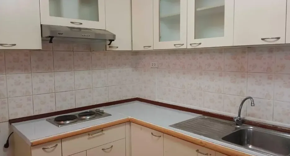For sale 2 bedrooms condo in Phra Khanong, Bangkok