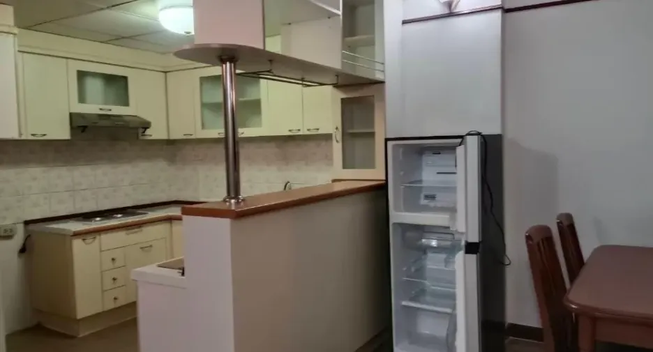 For sale 2 bedrooms condo in Phra Khanong, Bangkok