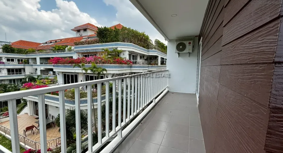 For rent and for sale 1 bed condo in Bang Lamung, Chonburi