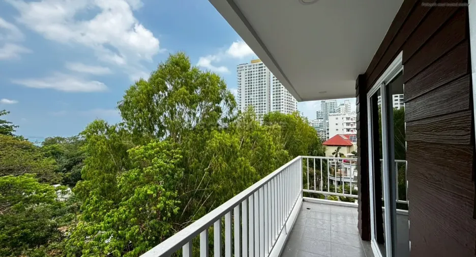 For rent and for sale 1 bed condo in Bang Lamung, Chonburi