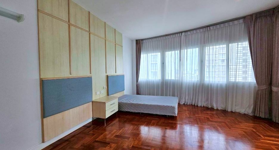 Wohnung zur Miete mit 4 Zimmer in Khlong Toei, Bangkok