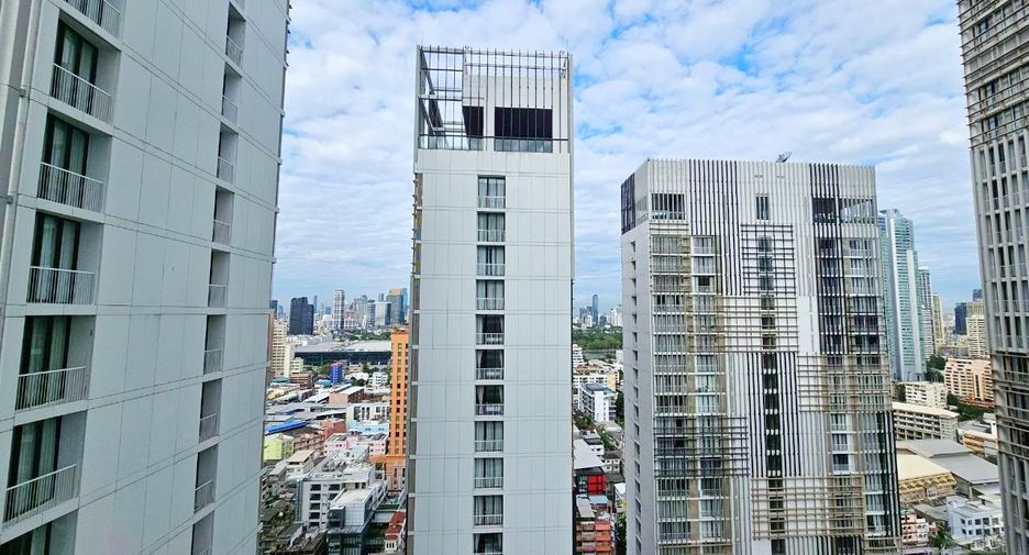 Wohnung zur Miete mit 4 Zimmer in Khlong Toei, Bangkok