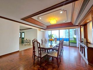 出租 4 卧室 公寓 在 Khlong Toei, 曼谷