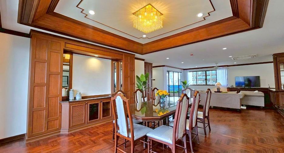 出租 4 卧室 公寓 在 Khlong Toei, 曼谷