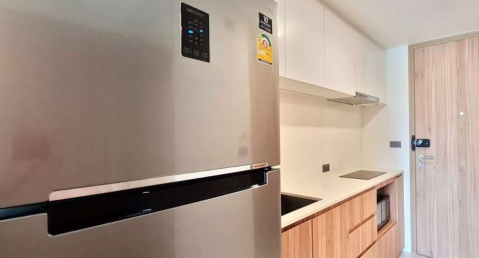 For rent and for sale 1 bed condo in Watthana, Bangkok