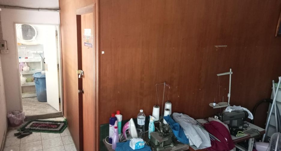 Reihenhaus zum Kauf mit 5 Zimmer in Mueang Phrae, Phrae