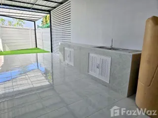 For sale 2 bedrooms townhouse in Mueang Nakhon Ratchasima, Nakhon Ratchasima