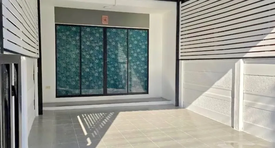 À vendre 2 chambres maison de ville à Mueang Nakhon Ratchasima, Nakhon Ratchasima