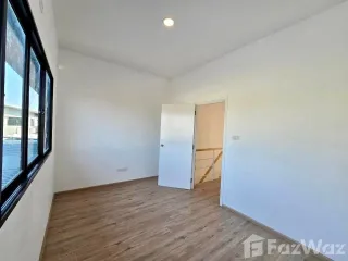For sale 2 bedrooms townhouse in Mueang Nakhon Ratchasima, Nakhon Ratchasima