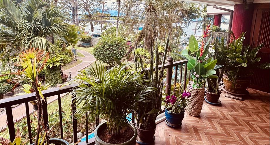 For sale 2 bedrooms condo 