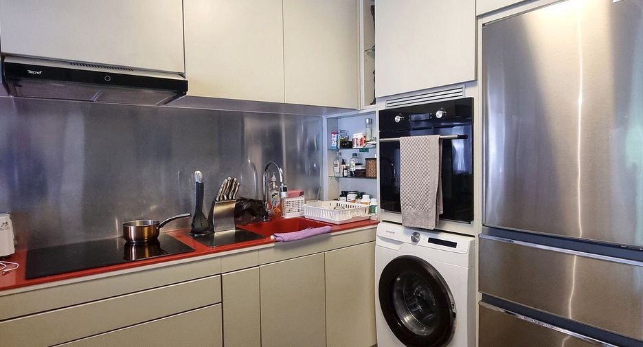 For sale 2 bedrooms condo 