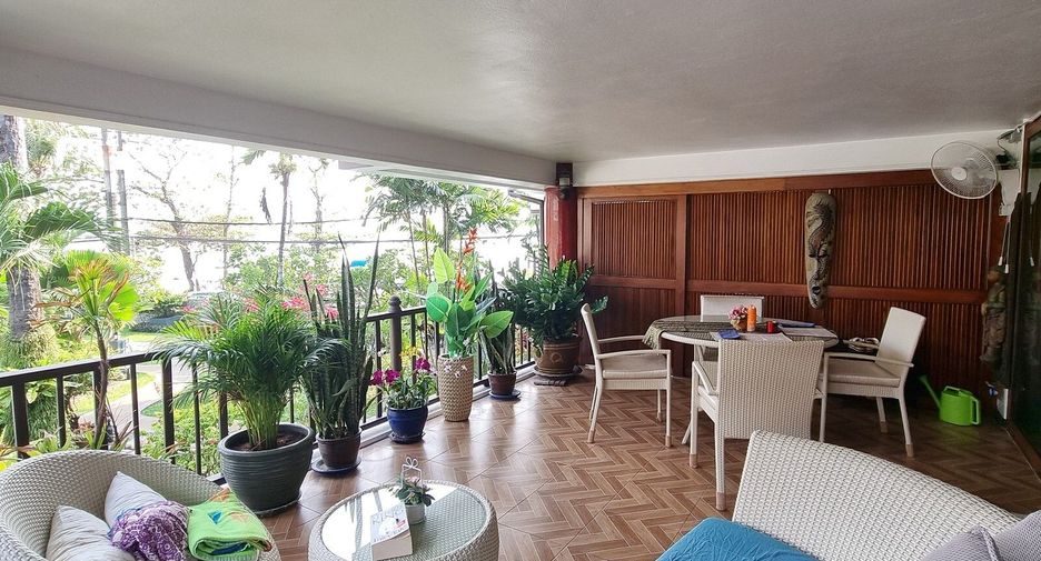 For sale 2 bedrooms condo 
