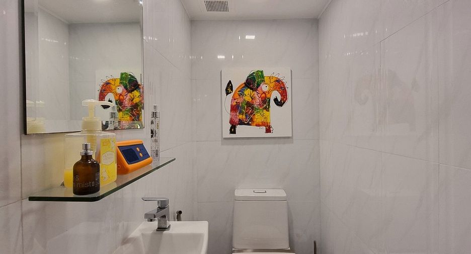 For sale 2 bedrooms condo 