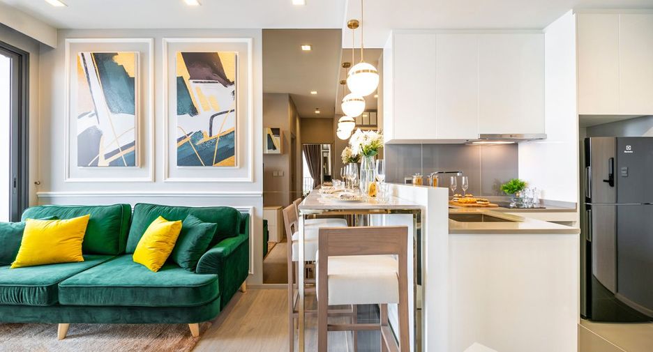 For rent 2 bedrooms condo in Watthana, Bangkok