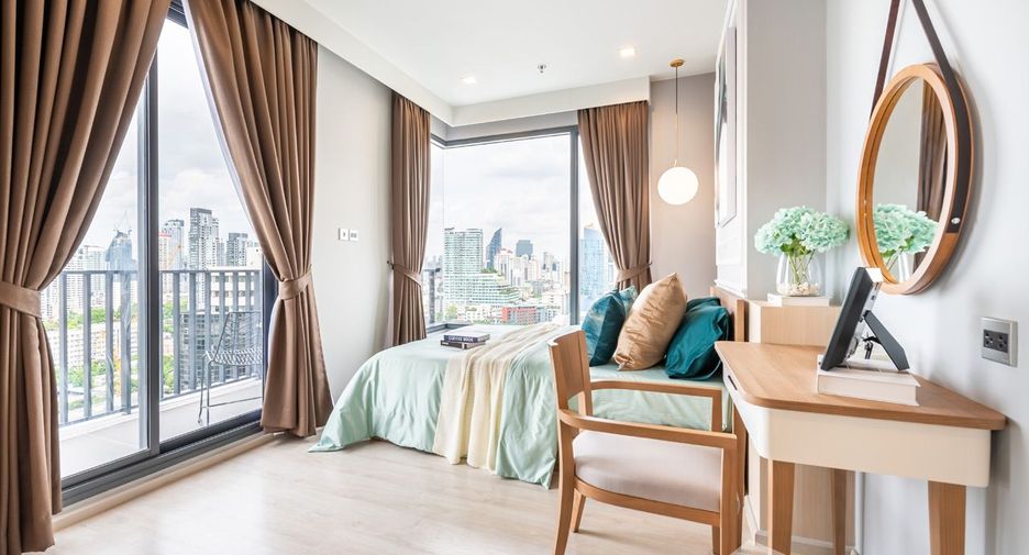 For rent 2 bedrooms condo in Watthana, Bangkok