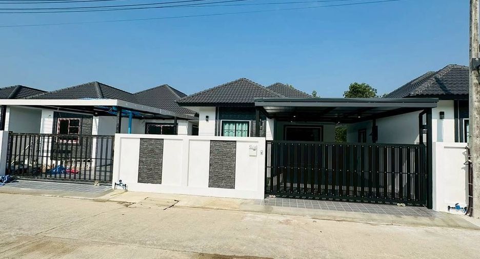 For sale 3 bedrooms house in Bang Lamung, Chonburi