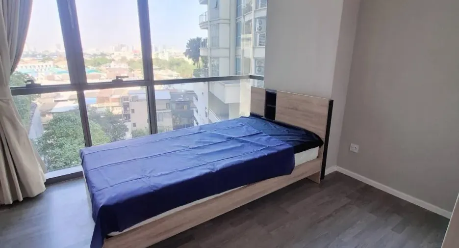 For rent 2 bedrooms condo in Khlong Toei, Bangkok
