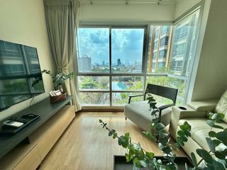 For rent 2 bedrooms condo in Phaya Thai, Bangkok
