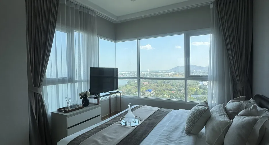 For sale 2 bedrooms condo in Si Racha, Chonburi