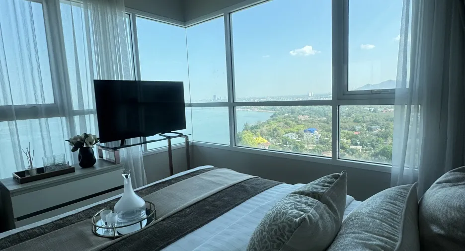 For sale 2 bedrooms condo in Si Racha, Chonburi