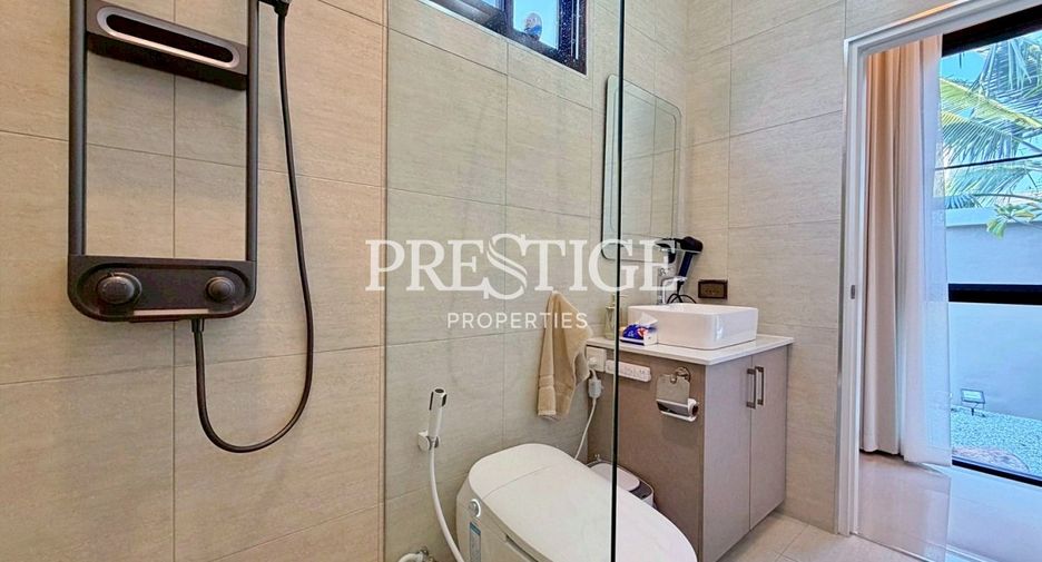 Haus zum Kauf mit 4 Zimmer in Bang Lamung, Chonburi