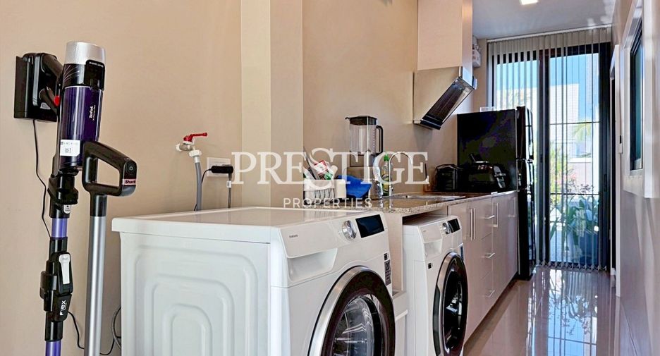 Haus zum Kauf mit 4 Zimmer in Bang Lamung, Chonburi