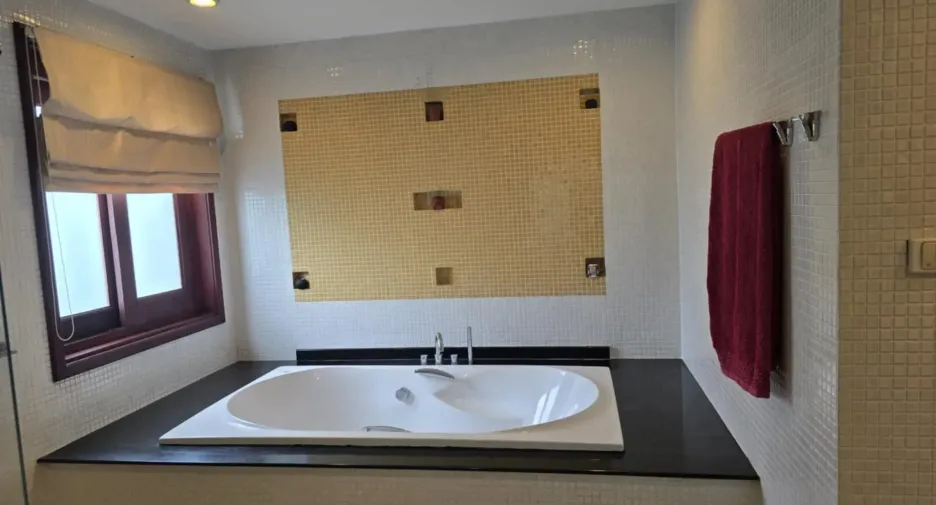For sale 4 ベッドルーム villa in Mueang Phuket, Phuket