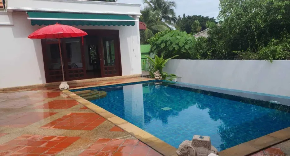 For sale 4 ベッドルーム villa in Mueang Phuket, Phuket