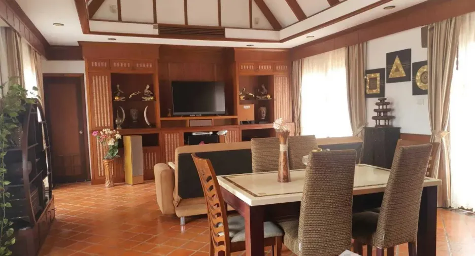 For sale 4 ベッドルーム villa in Mueang Phuket, Phuket