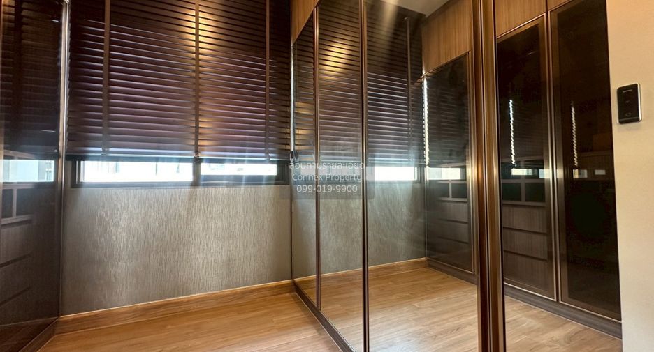 For sale 4 bedrooms house in Sai Mai, Bangkok