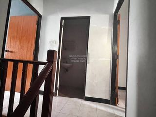 Casa adosada en venta de 2 habitaciones en Mueang Samut Prakan, Samut Prakan