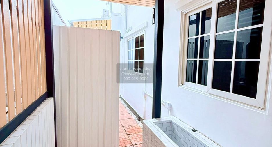 Casa en venta de 4 habitaciones en Thanyaburi, Pathum Thani