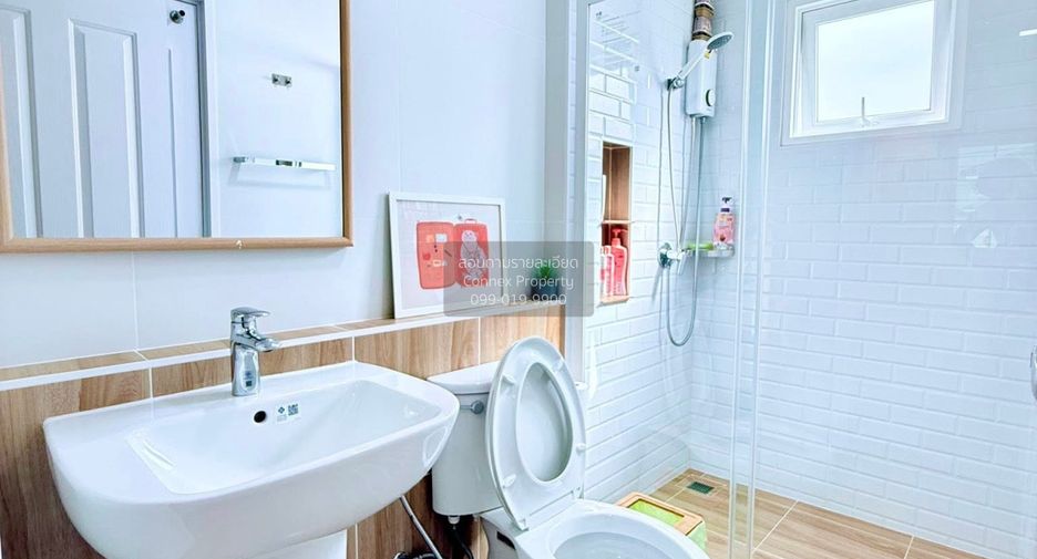 Casa en venta de 4 habitaciones en Thanyaburi, Pathum Thani