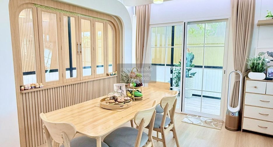 Casa en venta de 4 habitaciones en Thanyaburi, Pathum Thani