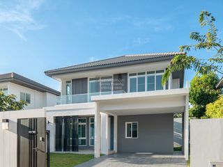 For sale 4 bedrooms house in Mueang Nonthaburi, Nonthaburi