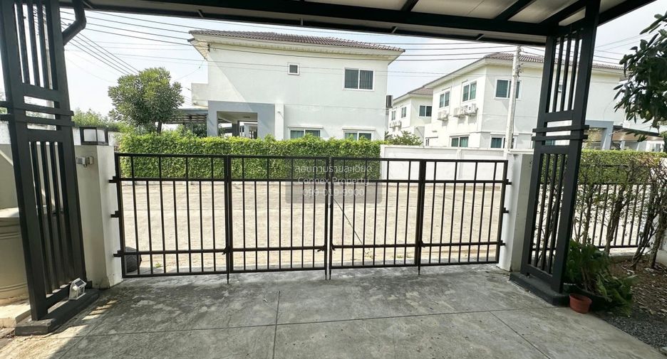 For sale 3 ベッドルーム house in Bang Sao Thong, Samut Prakan