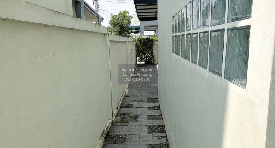 For sale 3 ベッドルーム house in Bang Sao Thong, Samut Prakan