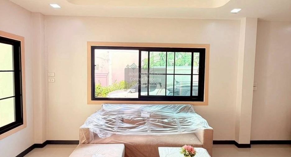 For sale 3 bedrooms townhouse in Bang Bua Thong, Nonthaburi