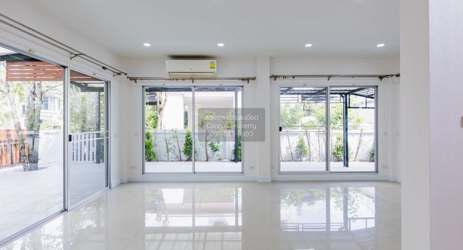For sale 3 bedrooms house in Mueang Nonthaburi, Nonthaburi
