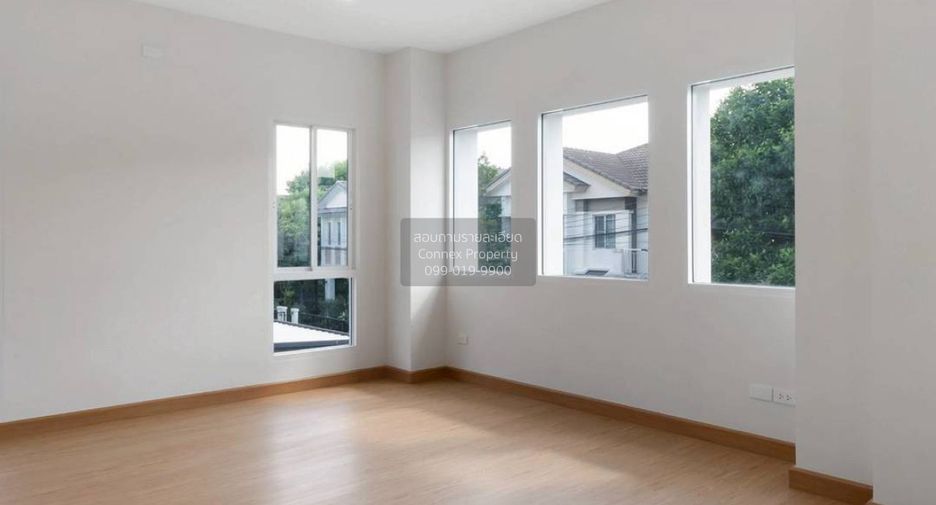 À vendre 3 chambres maison à Pak Kret, Nonthaburi