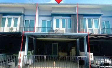 À vendre 3 chambres maison de ville à Bang Yai, Nonthaburi