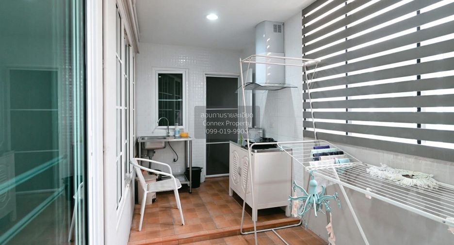 For sale 3 bedrooms house in Bang Khae, Bangkok