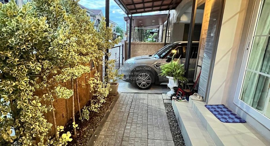 For sale 3 bedrooms house in Bang Khae, Bangkok