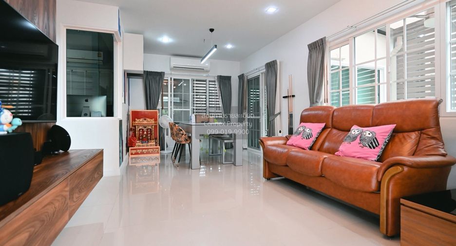 For sale 3 bedrooms house in Bang Khae, Bangkok