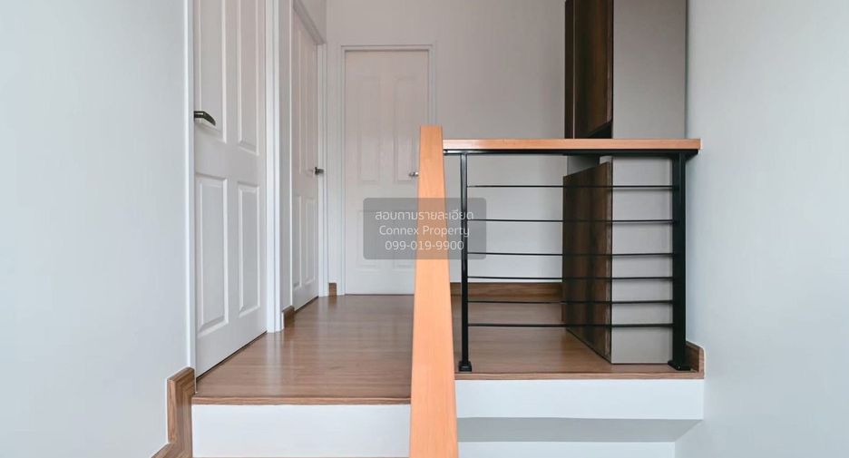 For sale 3 bedrooms house in Bang Khae, Bangkok
